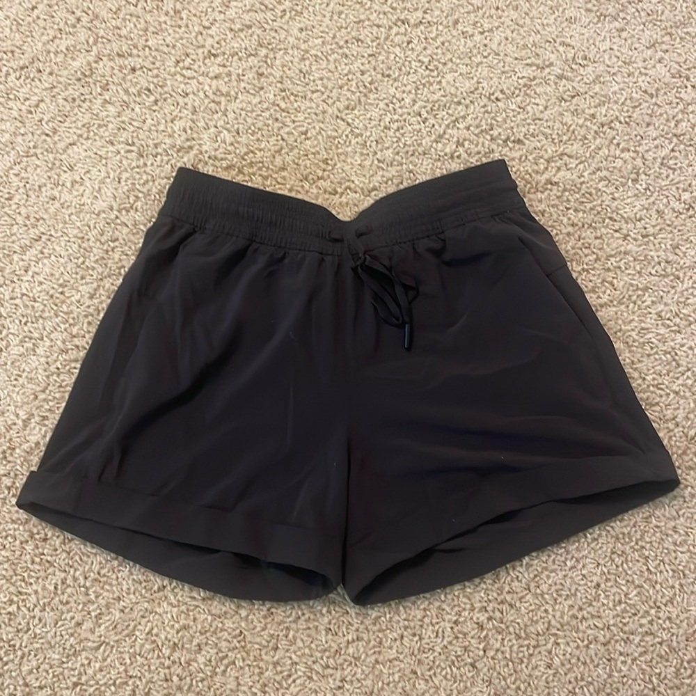 Black Lululemon shorts